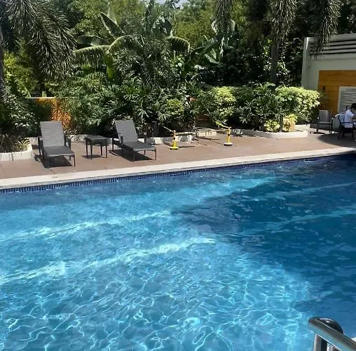 2-bed In Near Airport Paranaque
