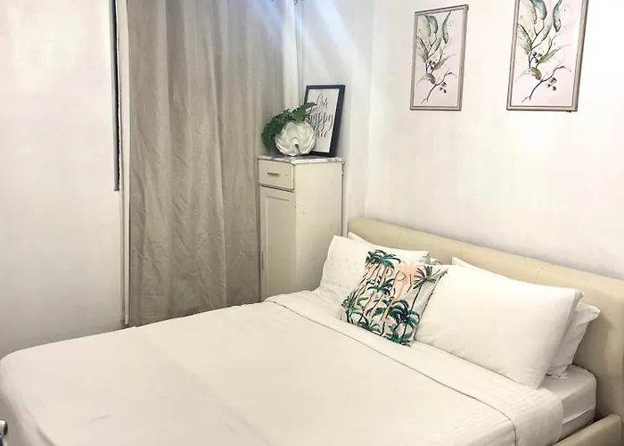 2-bed In Near Airport Paranaque * Manila
