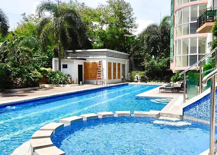 2-bed In Near Airport Paranaque * Manila